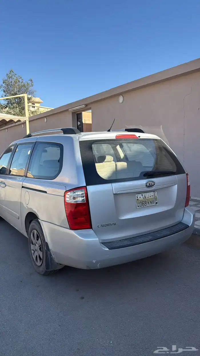 كيا كرنفال 2013 للبيع 3