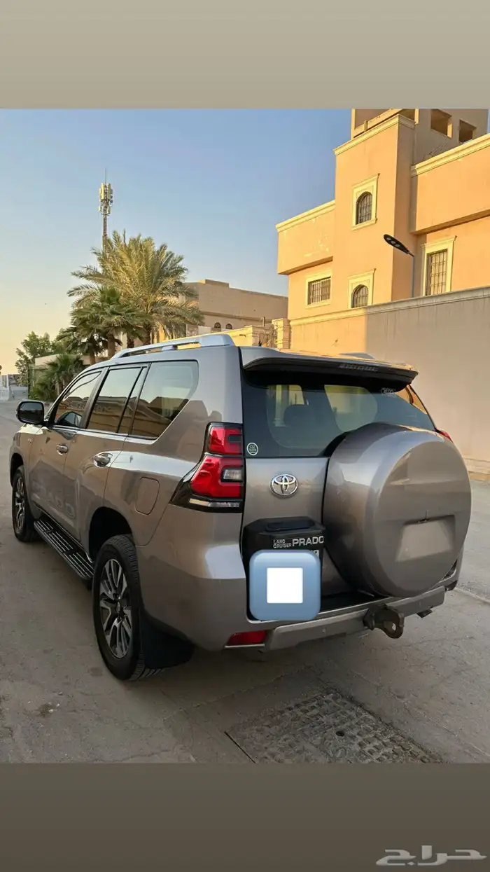 برادو تويوتا مديل 2022 3