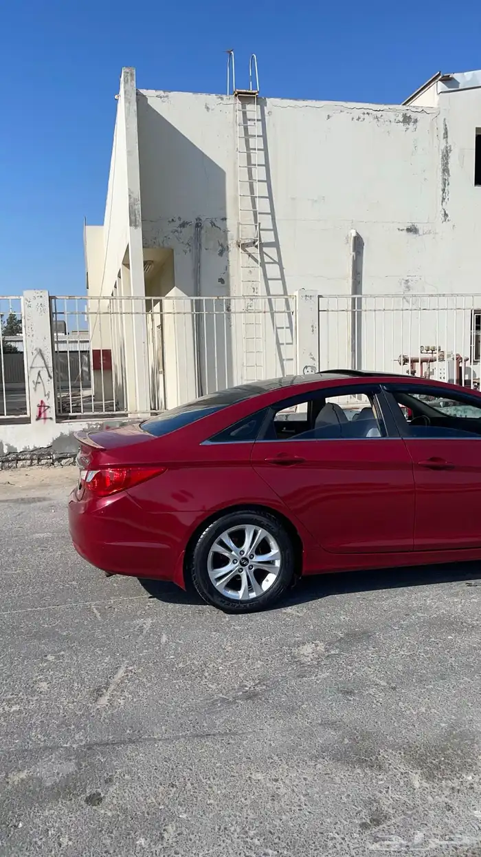 للبيع او للبدل بسيارة دبل سوناتا 2011 7