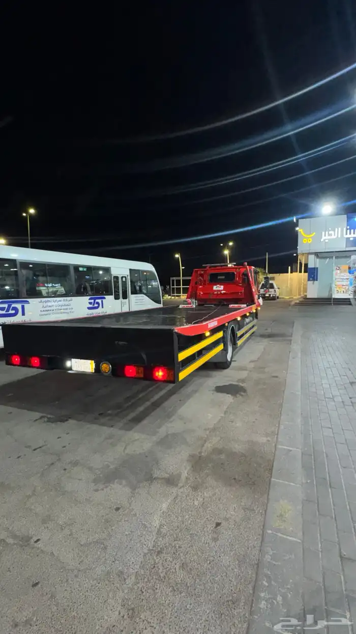 سطحه هيدروليك لنقل السيارات من عيون الجواء إلى مكان 1