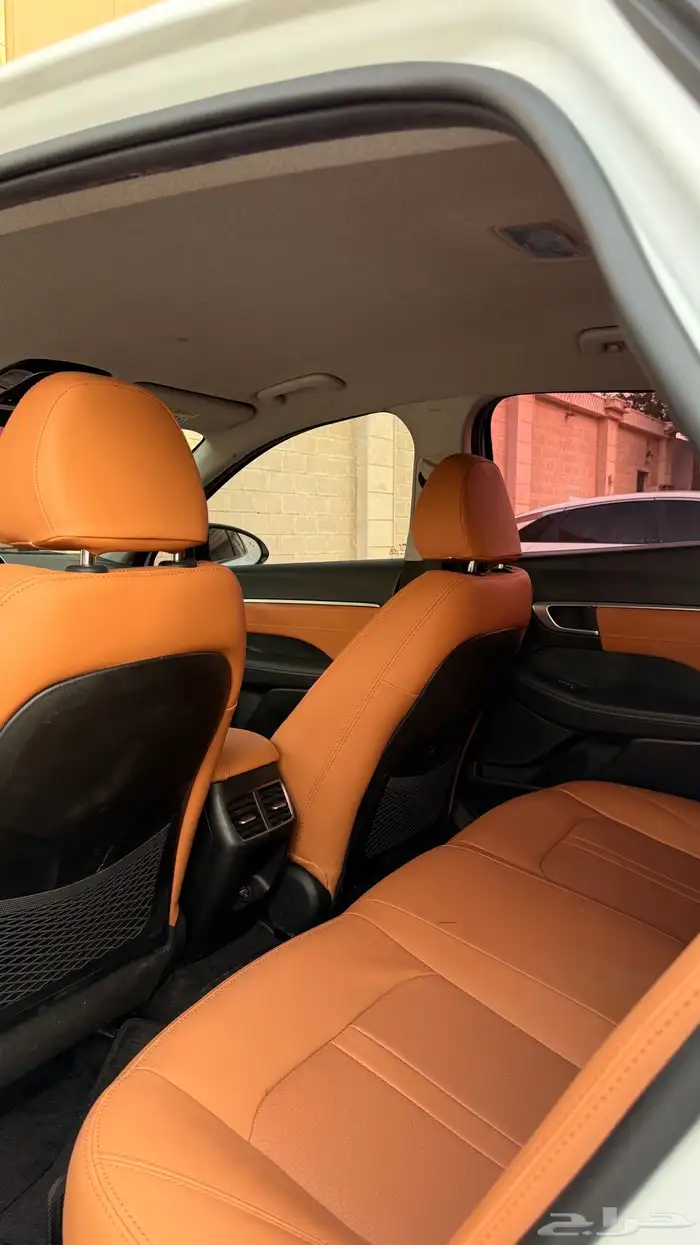 هيونداي سوناتا 2022 ( بنزين) فل كامل 12