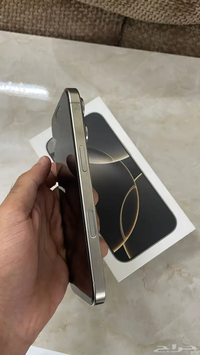 ايفون 16 برو للبيع 2