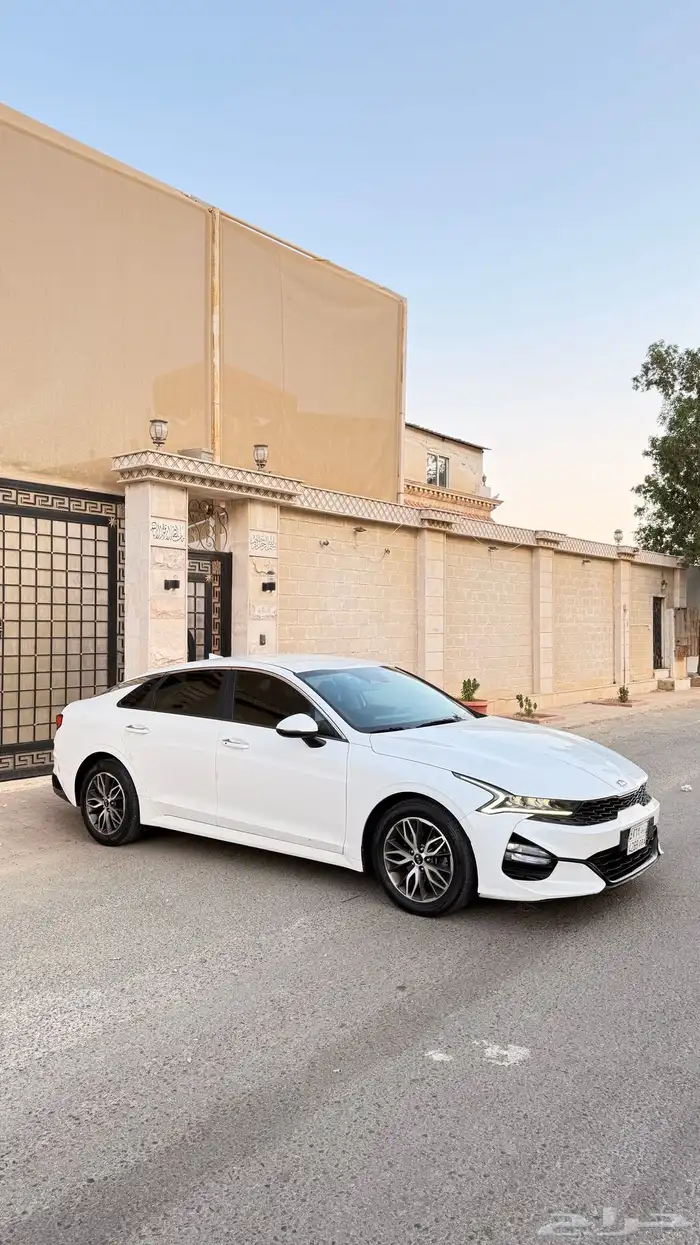 كيا K5 2020 ( بنزين) بحالة الوكالة 2