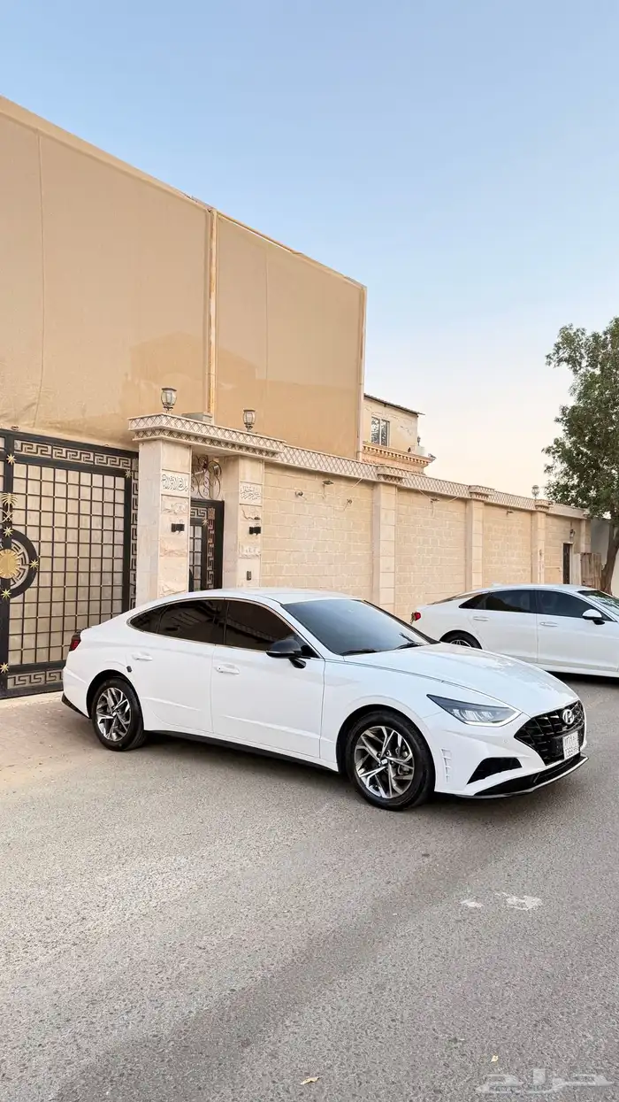 هيونداي سوناتا 2022 ( بنزين) فل كامل 2