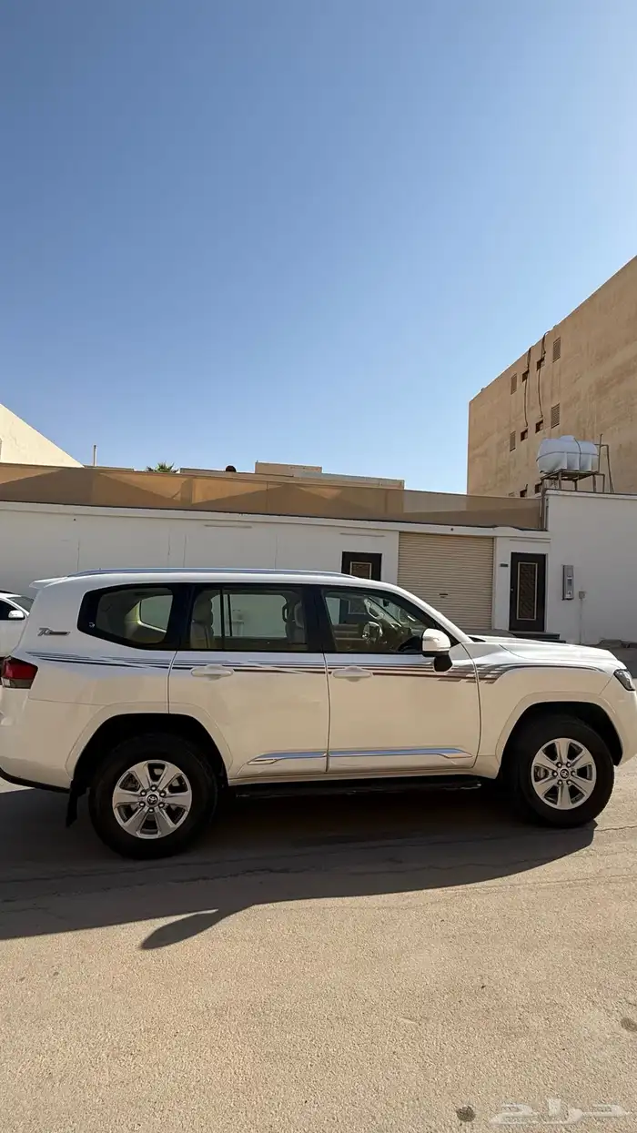 GXR2022 لاندكروز فل كامل وارد وليد 3