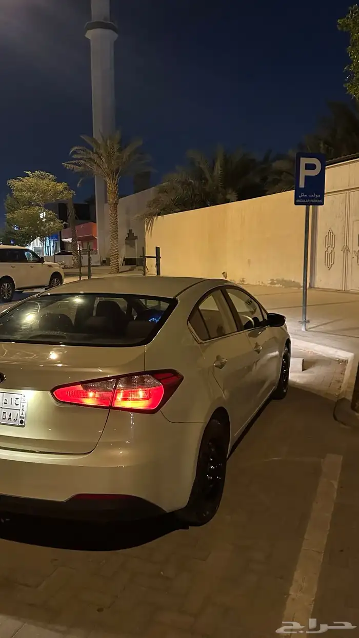 كيا سيراتو للبيع بحالة ممتازة 0