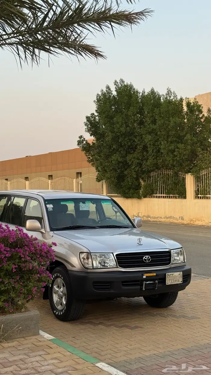 لاندكروزر 2002 4