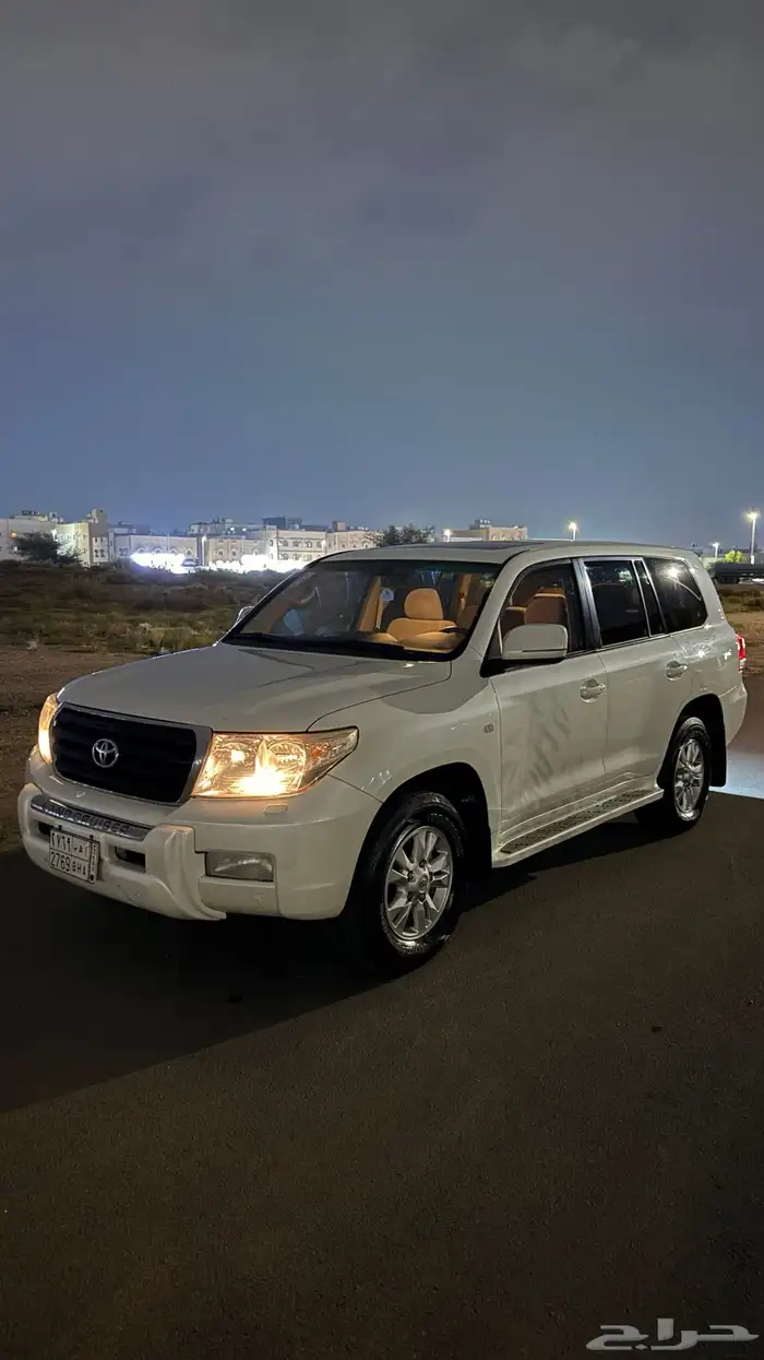 جيب جكسار 2009 قير عادي للبيع 4