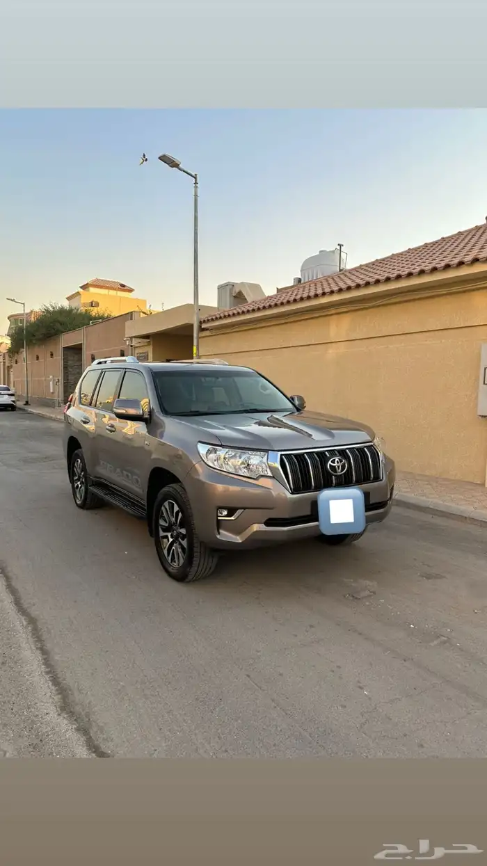 برادو تويوتا مديل 2022 1