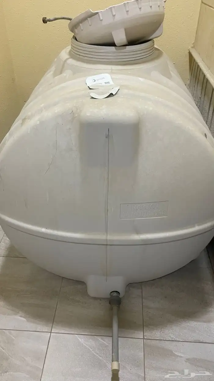 للبيع براده ماء كبيره مع خزان سعه 1000 لنر 0