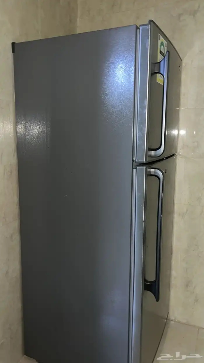 ثلاجه للبيع 1