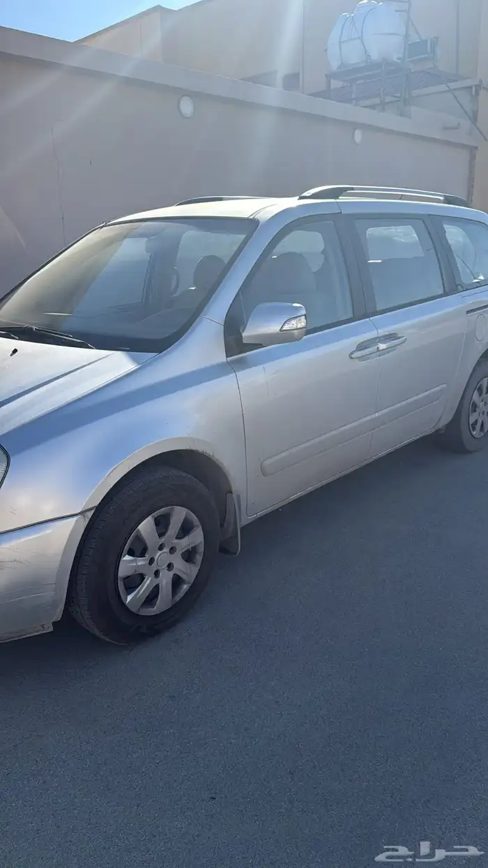 كيا كرنفال 2013 للبيع 2