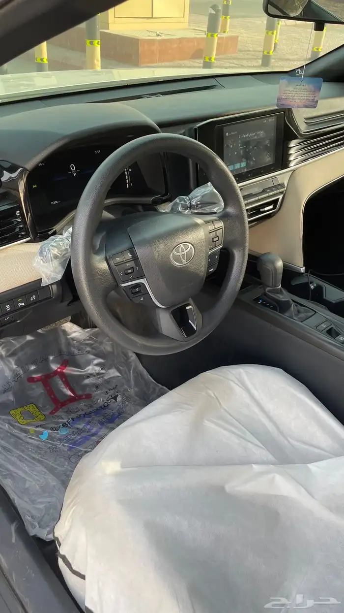 كامري 25 ابيض استاندر 5