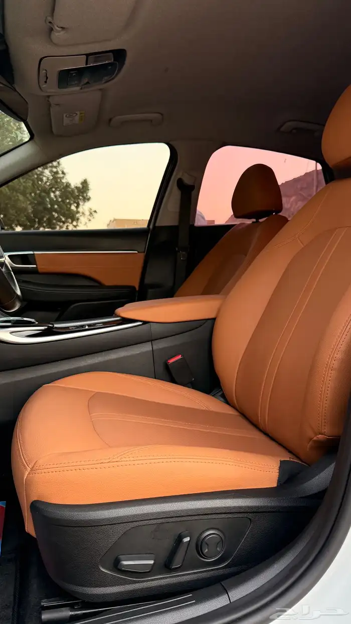 هيونداي سوناتا 2022 ( بنزين) فل كامل 8