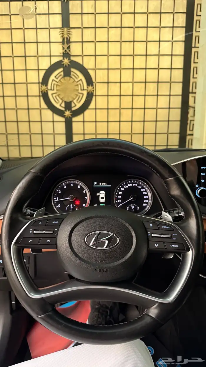 هيونداي سوناتا 2022 ( بنزين) فل كامل بحالة الوكالة 9