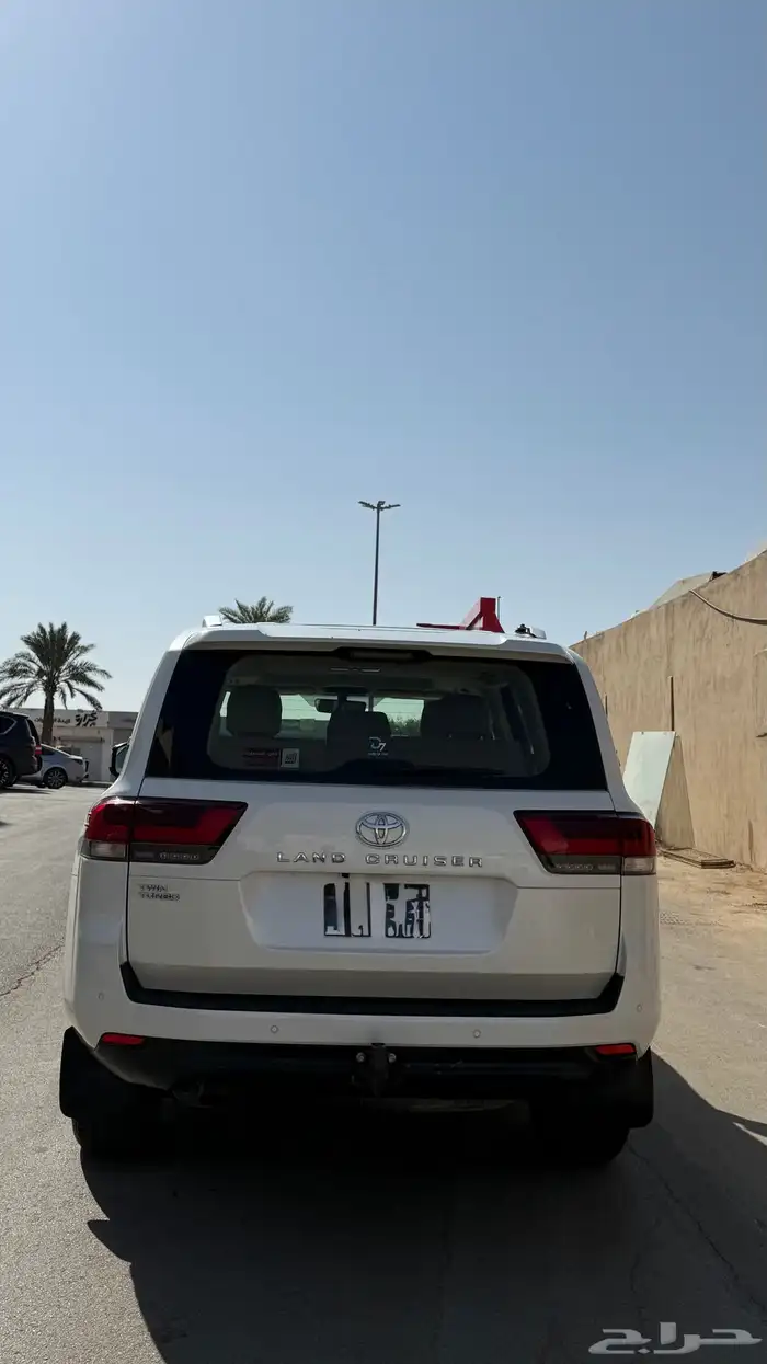 GXR2022 لاندكروز فل كامل وارد وليد 6