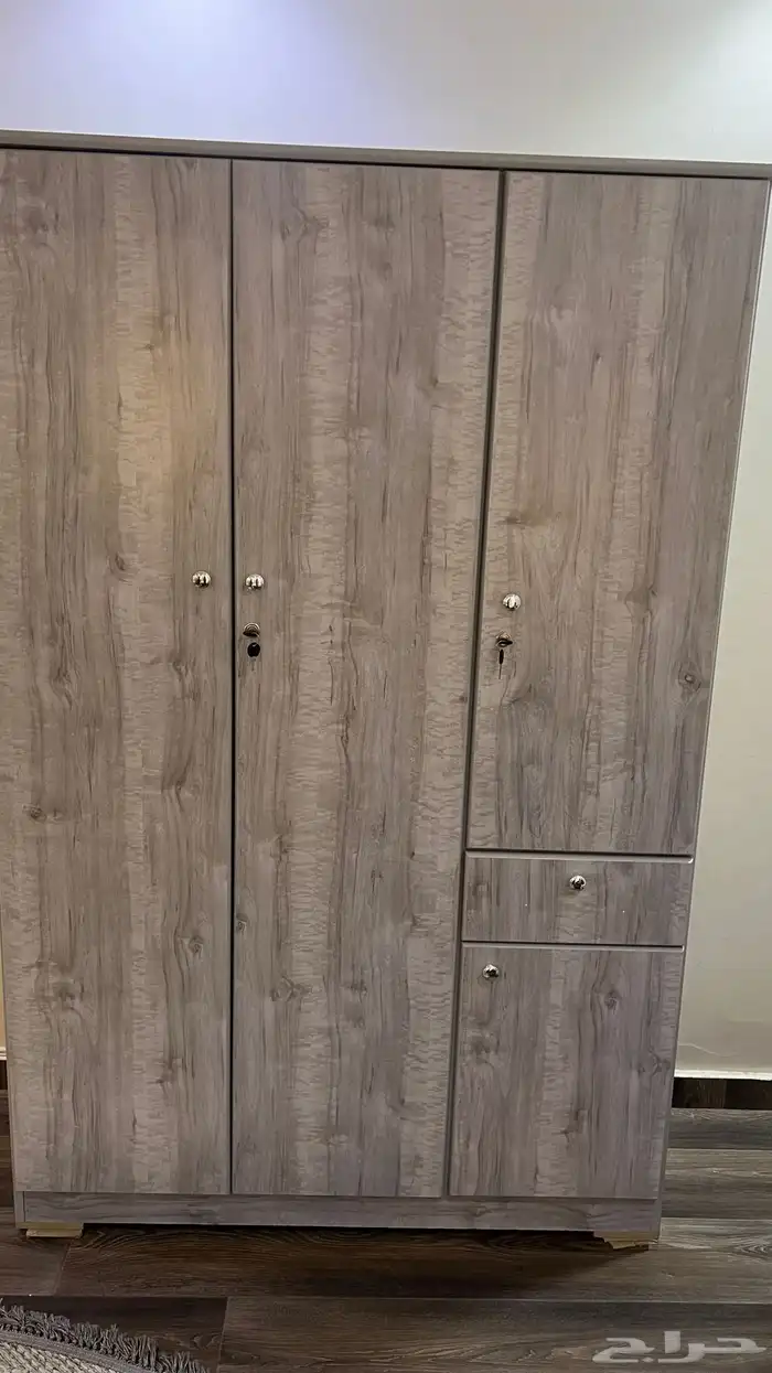 دولاب للبيع في الرياض 1