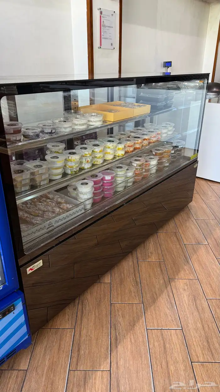 ثلاجة عرض من مصنع الأهلي   حالة ممتازة 2