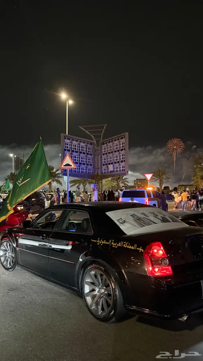 للبيع كرايسلر SRT 6.1L 2007 7