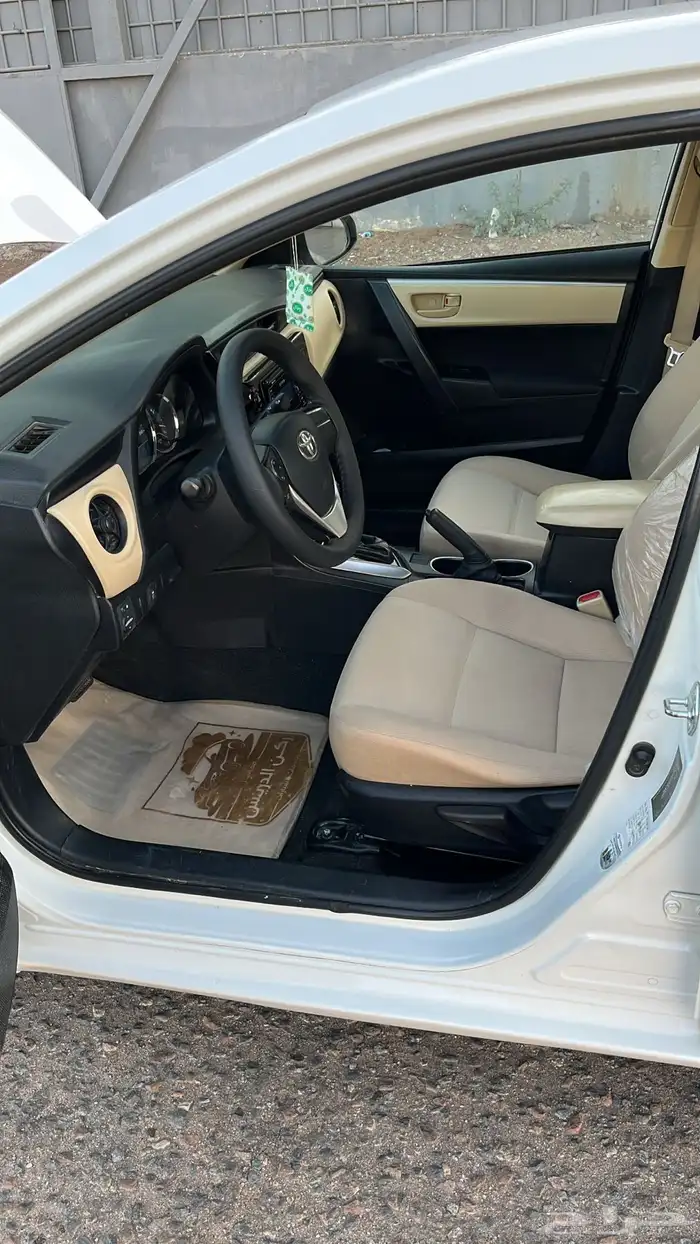 للبيع كورلا 2018 17