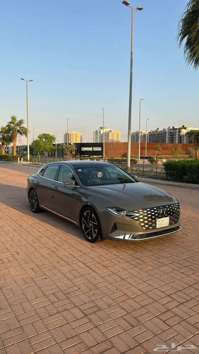 للبيع ازيرأ 0 2 0 2 بنوراما فل مواصفات عداد ديجتال نظيفه جد 3