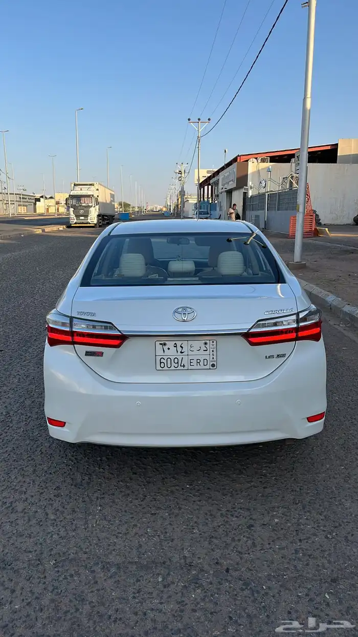 للبيع كورلا 2018 5