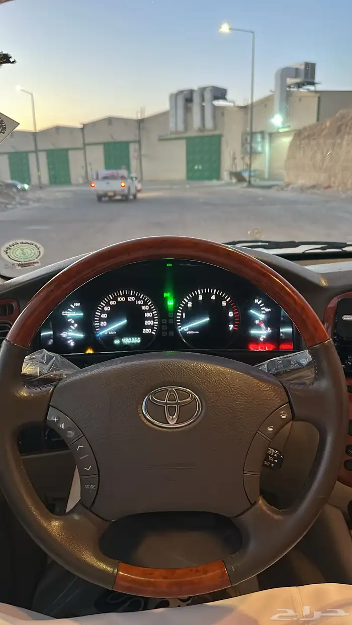 لاندكروزر 2006 44