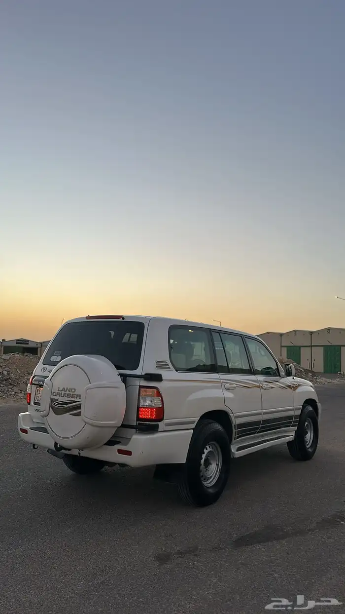 لاندكروزر 2006 4