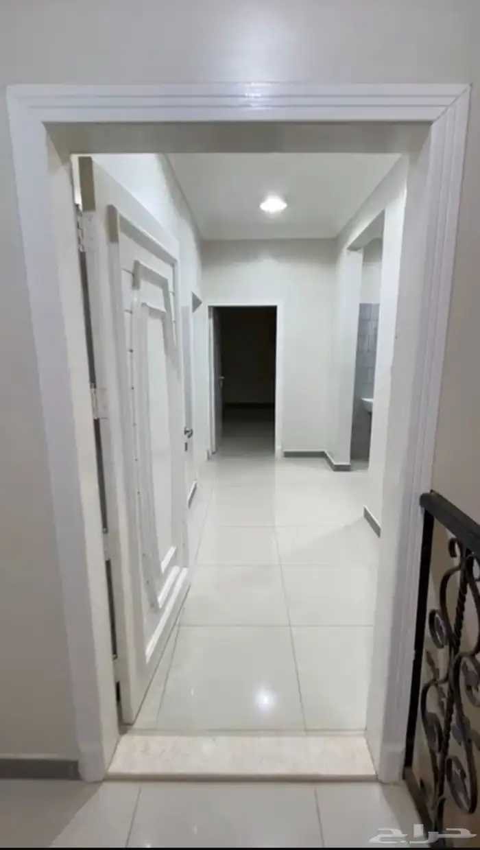 شقق للايجار حي العوالي ب 27 الف 0