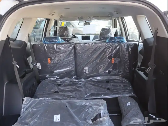 كيا كارنز استندر 2025 4