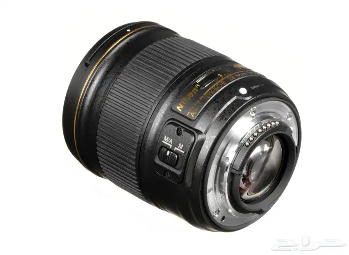 Nikon AF FX NIKKOR 28mm f 1.8G 3