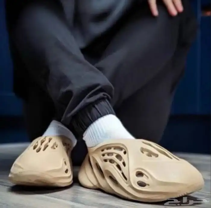 شوز ييزي فوم adidas YEEZY Foam Runner 0