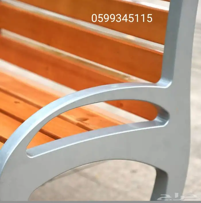 كرسي حديقة خشبي بهيكل من الحديد لعمر فني أطول 20