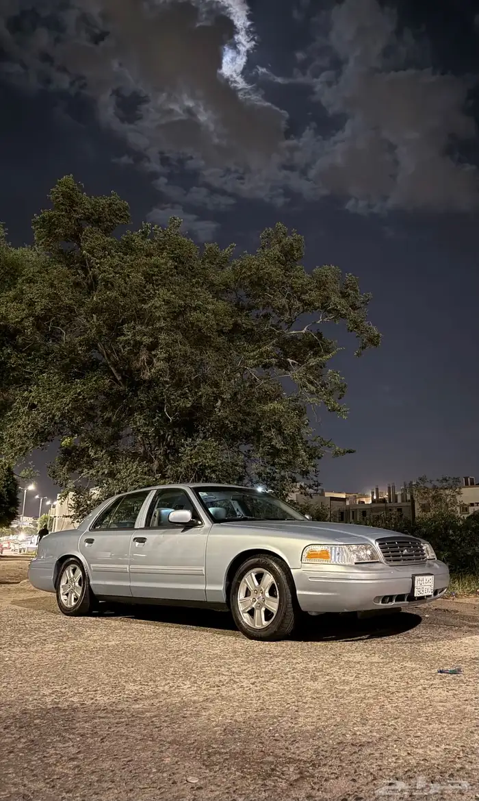 فورد كراون فكتوريا 0