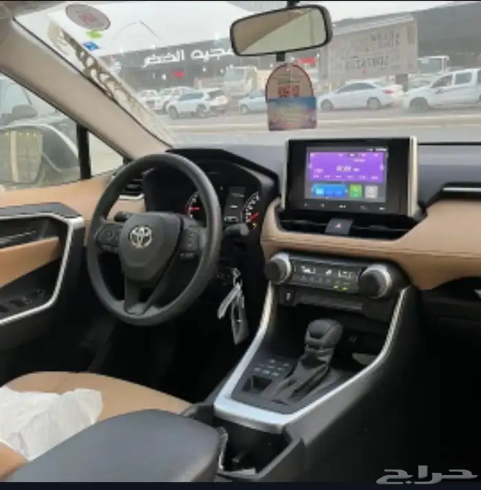 تويوتا راف فور LE(4  4) بنزين 3