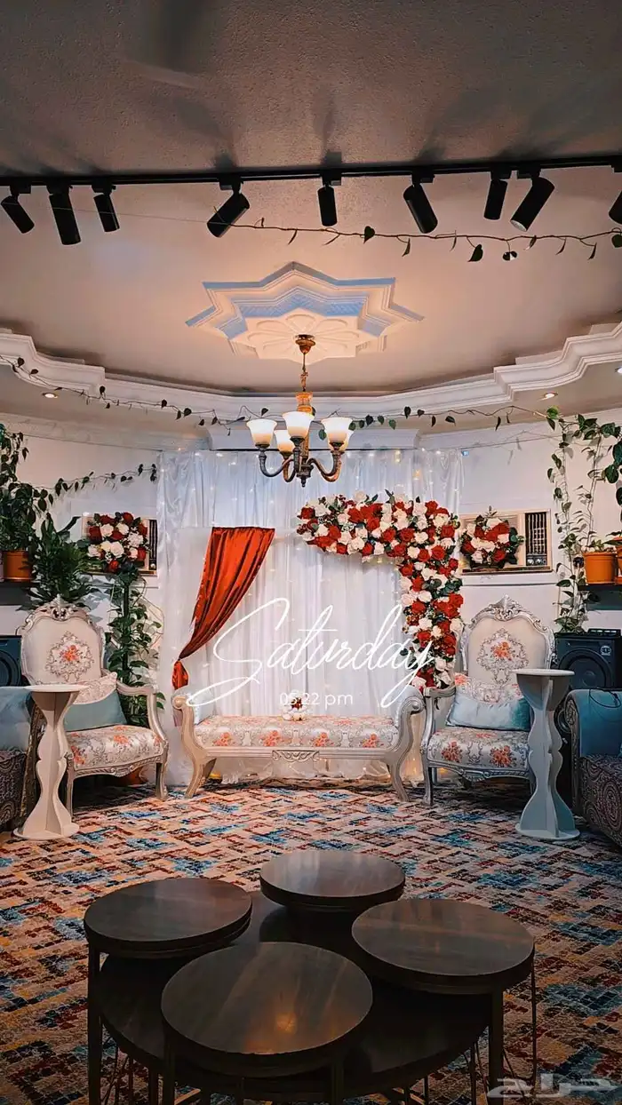 كوشه للبيع بدون كنب استخدام مره واحده جديدة 2