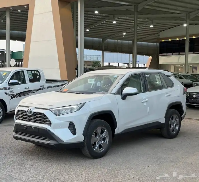 تويوتا راف فور LE(4  4) بنزين 1