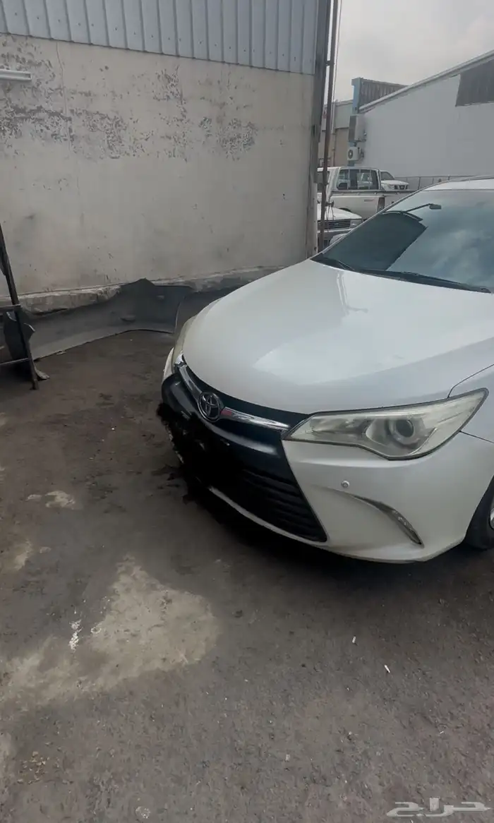 شمعات يمين يسار  شبك فوق و تحت   كبس يمين ويسار كامري 2017 1