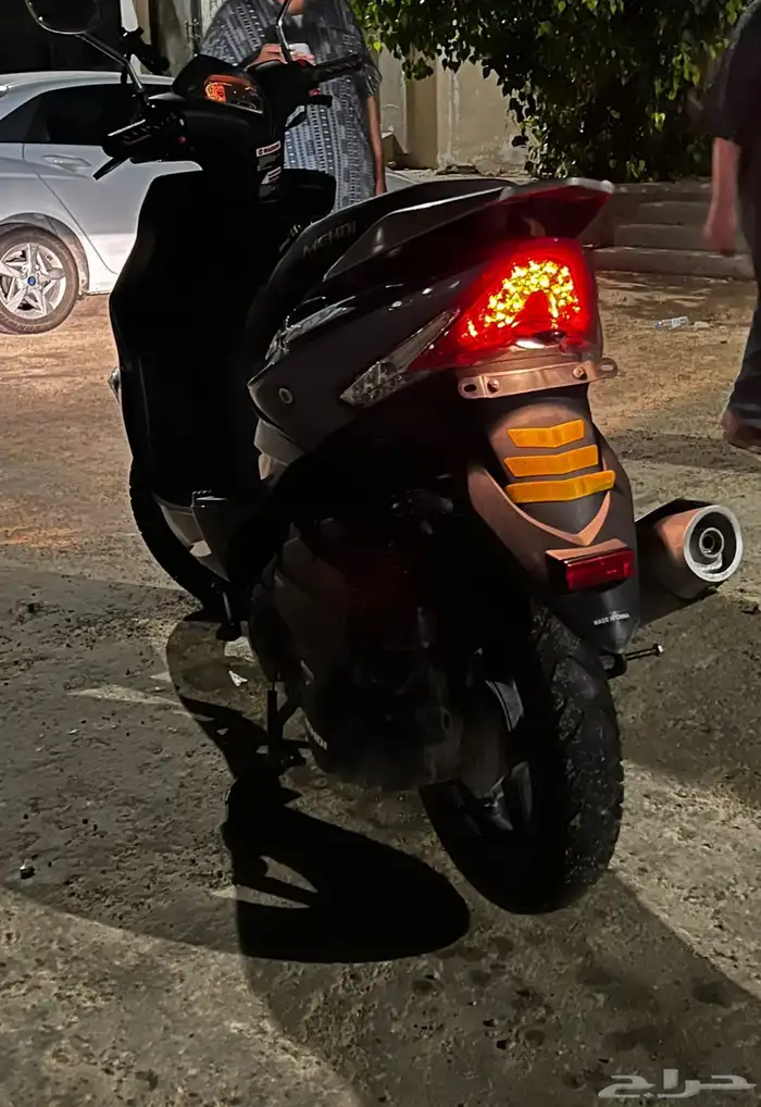 دباب مهدي R8 1