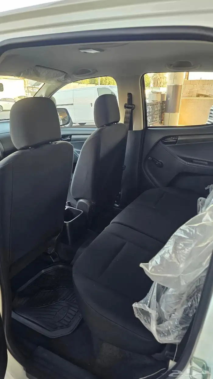 ايسوزو ديماكس 2023 19