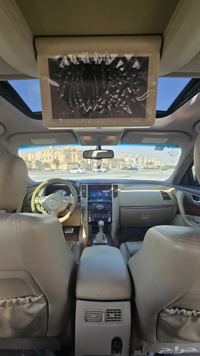 انفينيتي QX70s موديل 2014 فل كامل 8 سلندر ممشى قليل جدا 12