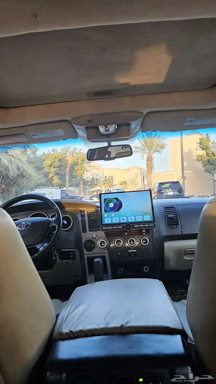 تيوتا سكويا 2010 1