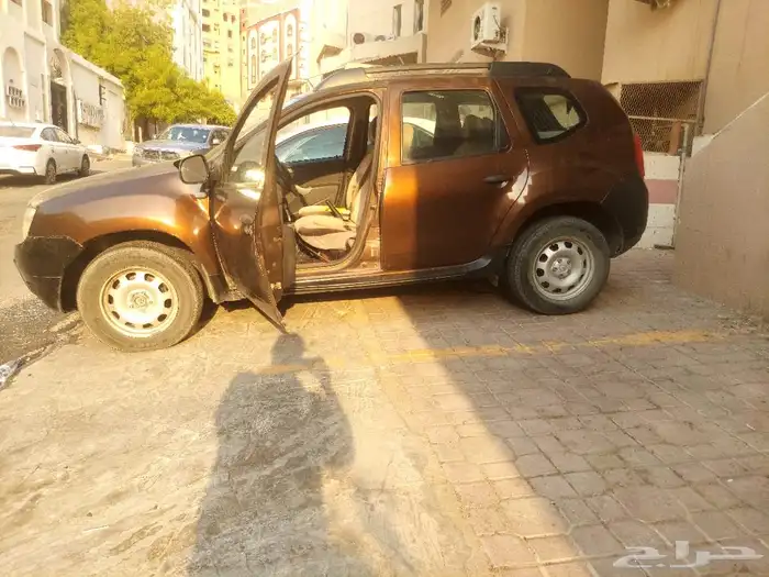 سيارة رينو داستو 2013 مجدد ومفحوص للبيع 3
