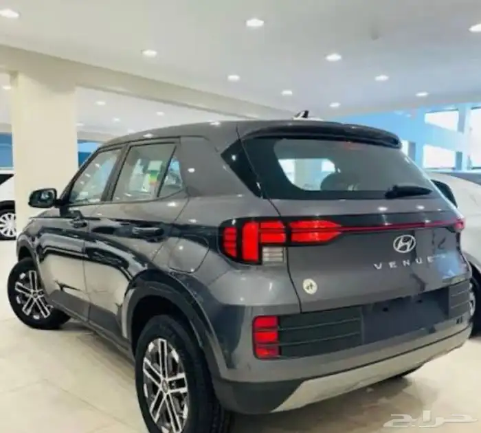 سيارة فينيو 2023 0