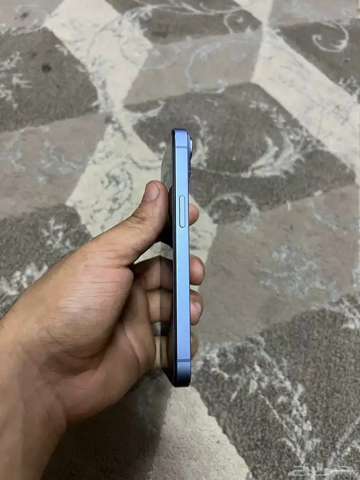 ايفون 14العادي نضيف 128 2
