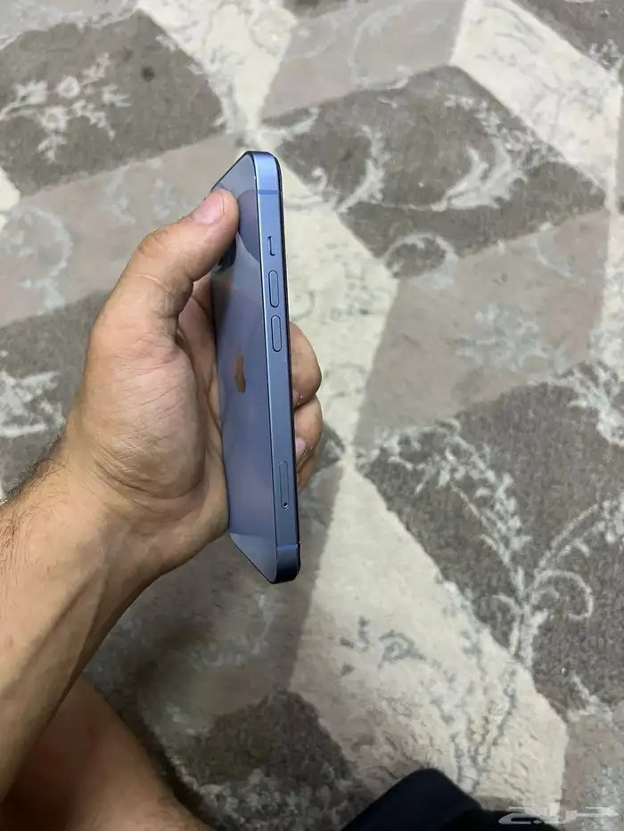 ايفون 14العادي نضيف 128 5