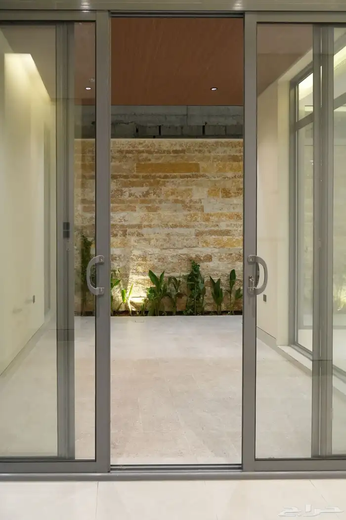 ادوار مستقله للبيع 10