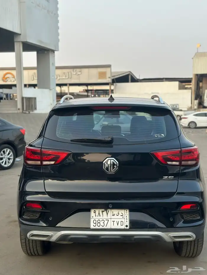 جيب ام جي zs 2022 9