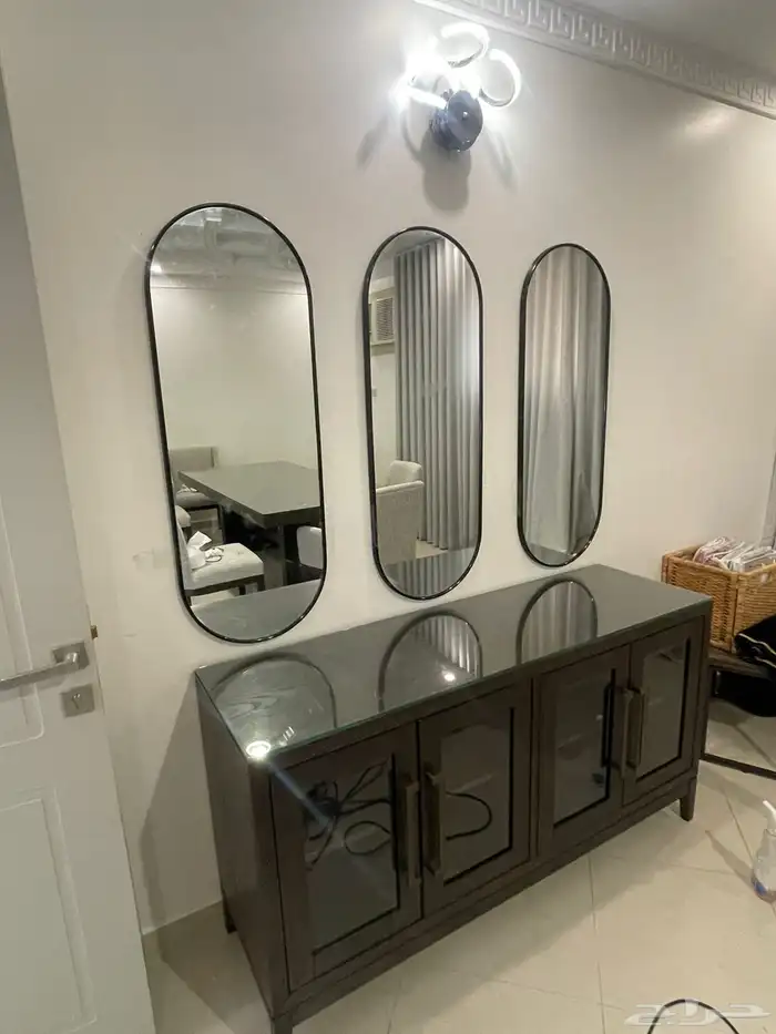 لوحات وبروايز ومريات وزجاج تحت الطلب 8