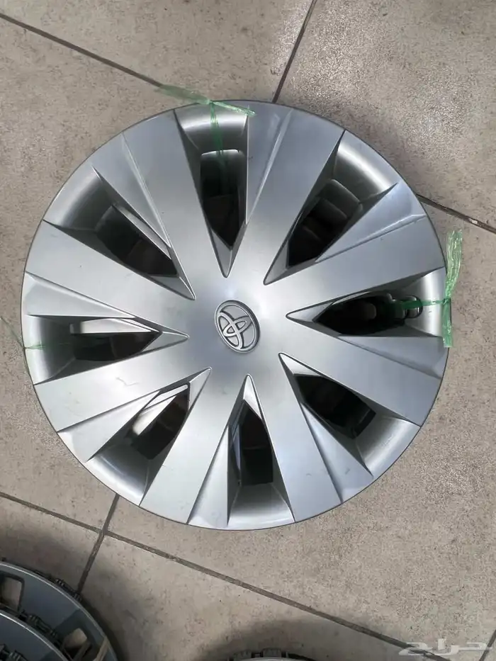 طيس هايلوكس وانوفا. 3